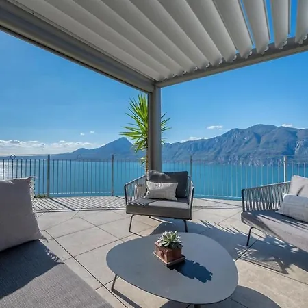Apartment In Grandvaux Cully