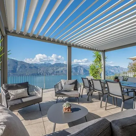In Grandvaux * Cully