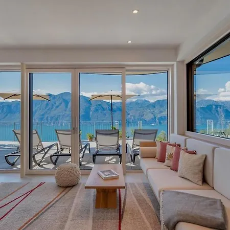 In Grandvaux Apartment